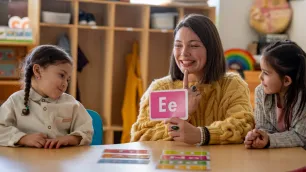 Teaching Literacy in English to Grade 1: Techniques for Addressing Blending Challenges